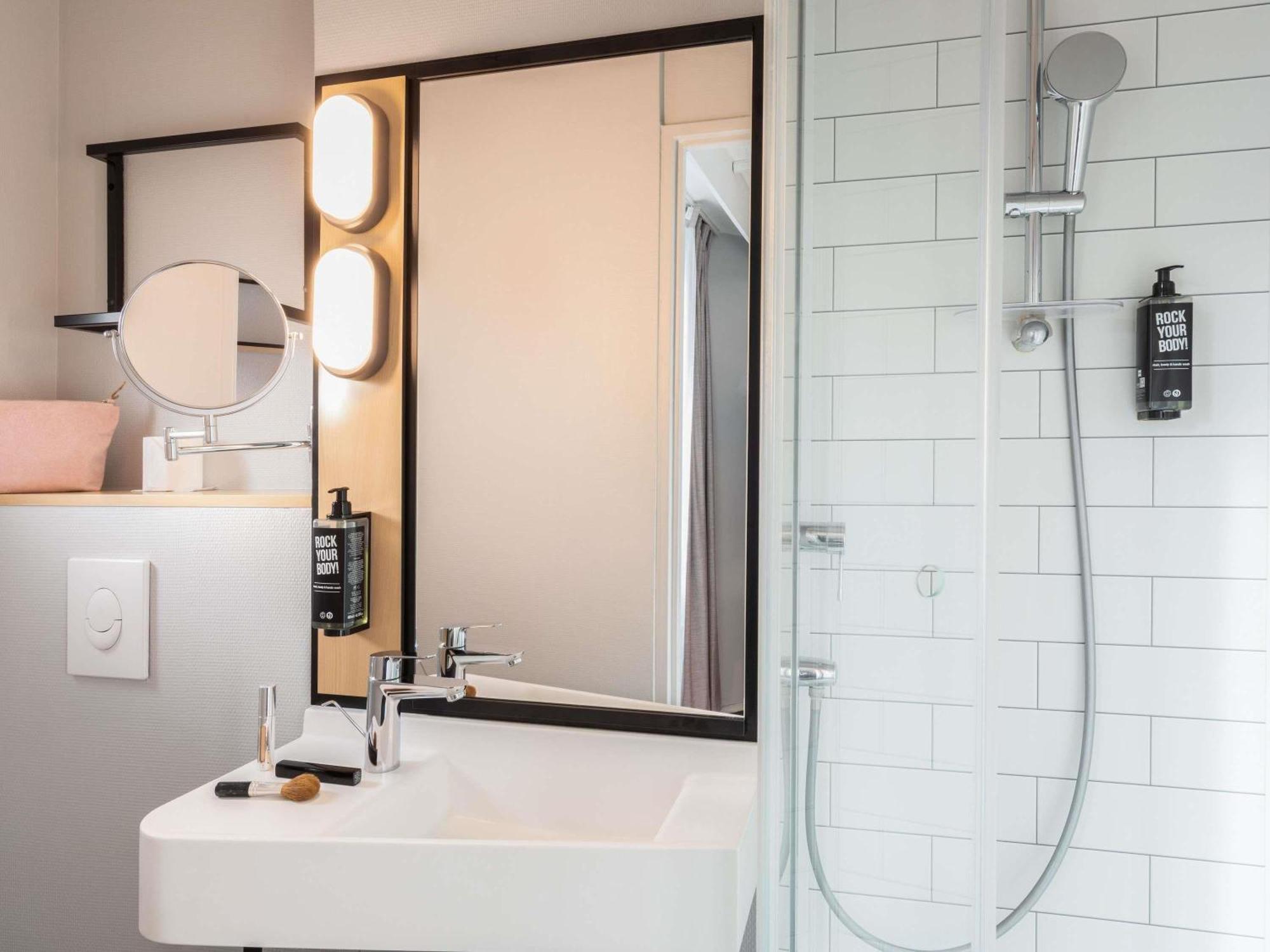 Ibis Tour Eiffel Cambronne 15eme 3* Paris