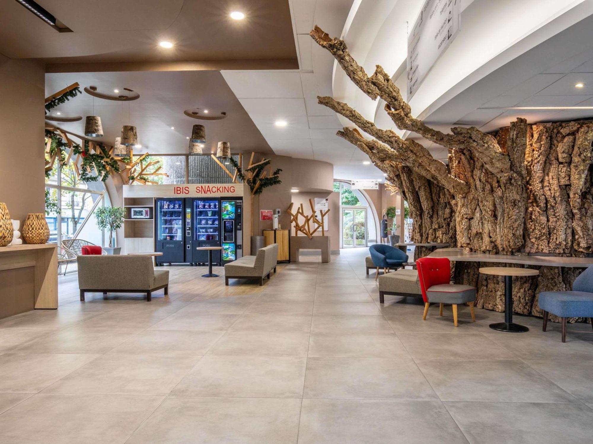 Hotel Ibis Tour Eiffel Cambronne 15eme 3*