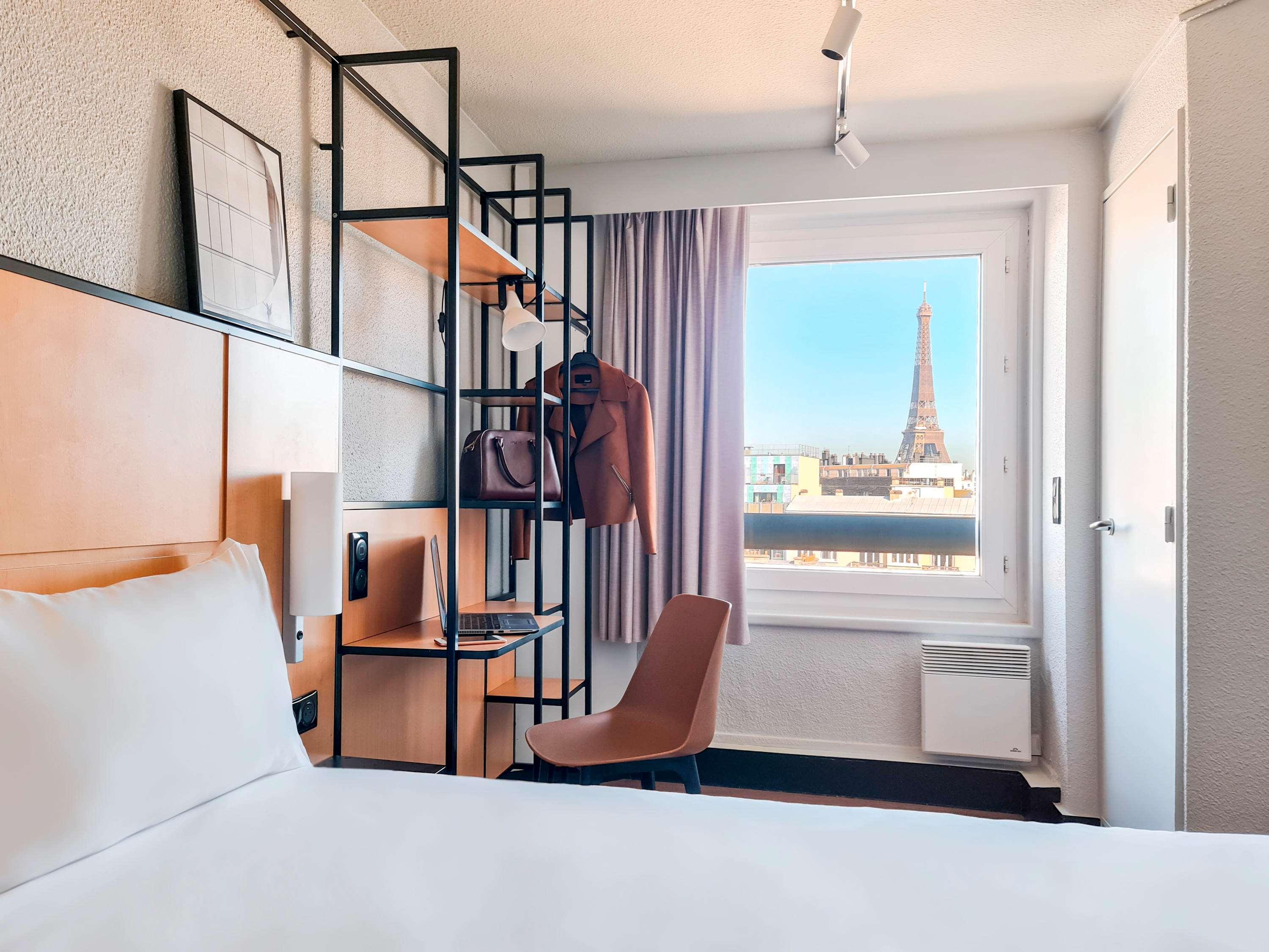 Ibis Tour Eiffel Cambronne 15ème Hotel