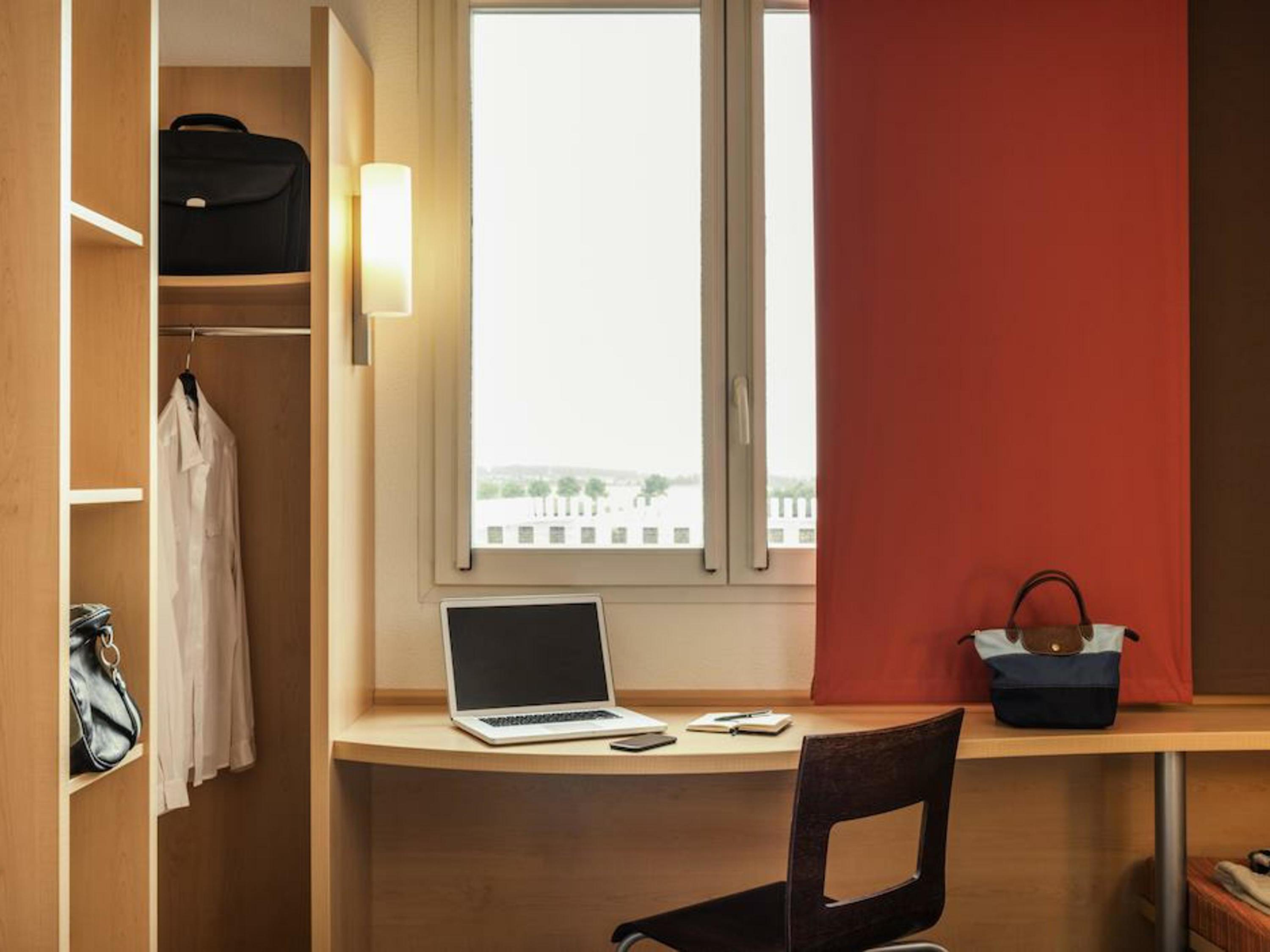 Hotel Ibis Tour Eiffel Cambronne 15ème 3*