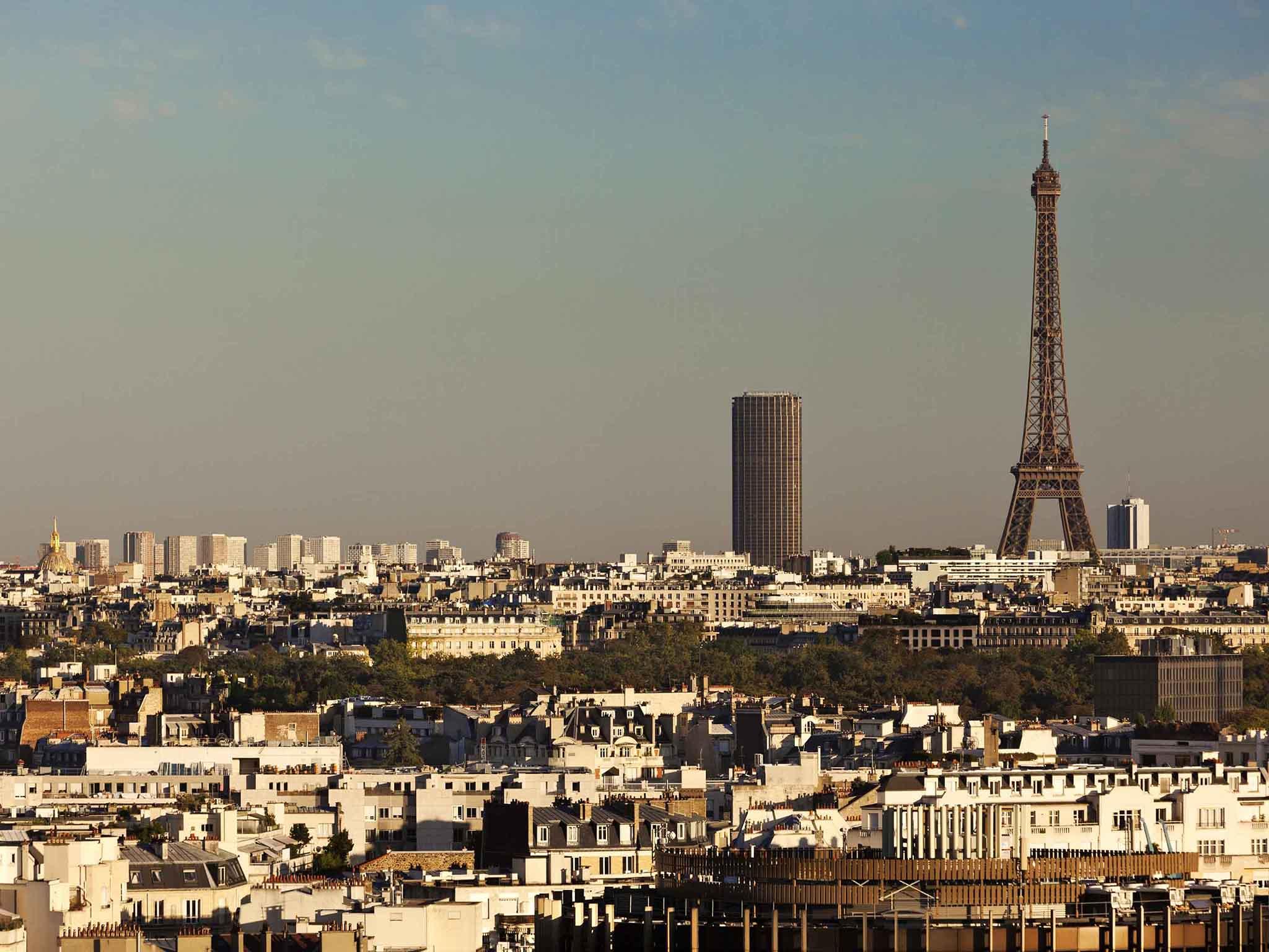 Hotel Ibis Tour Eiffel Cambronne 15ème 3*