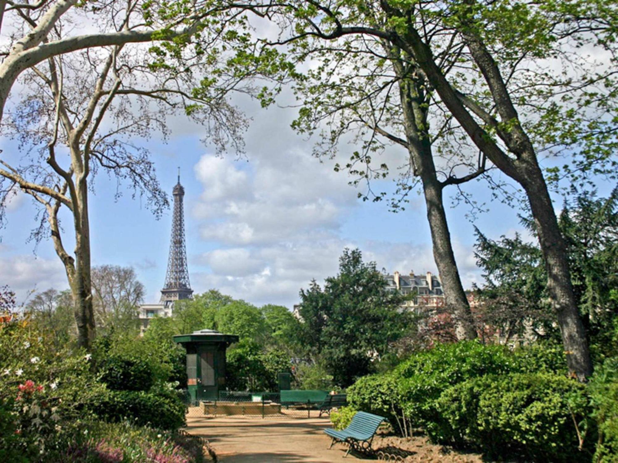 Ibis Tour Eiffel Cambronne 15eme Hotel