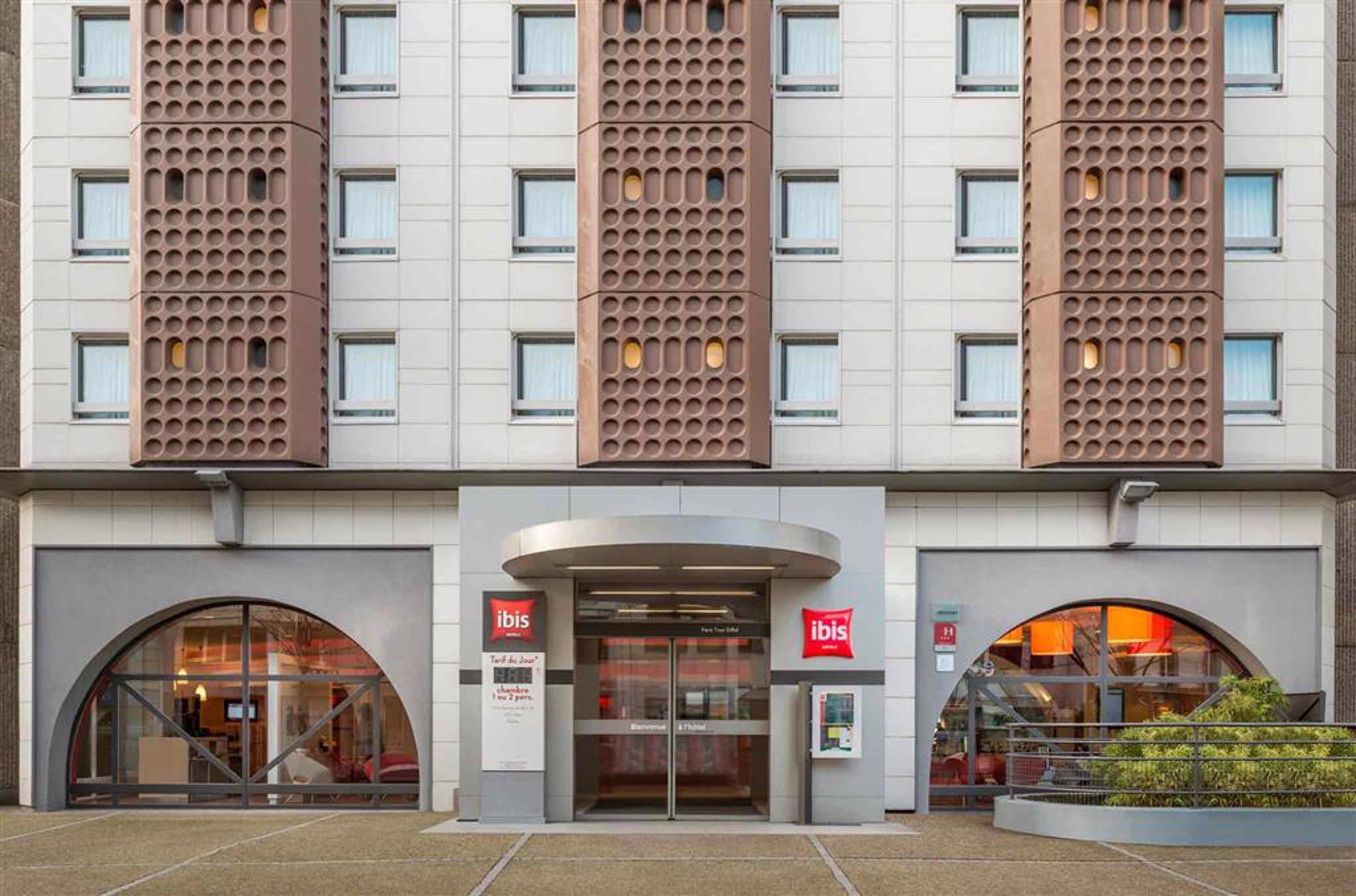 Ibis Tour Eiffel Cambronne 15ème 3* Parigi