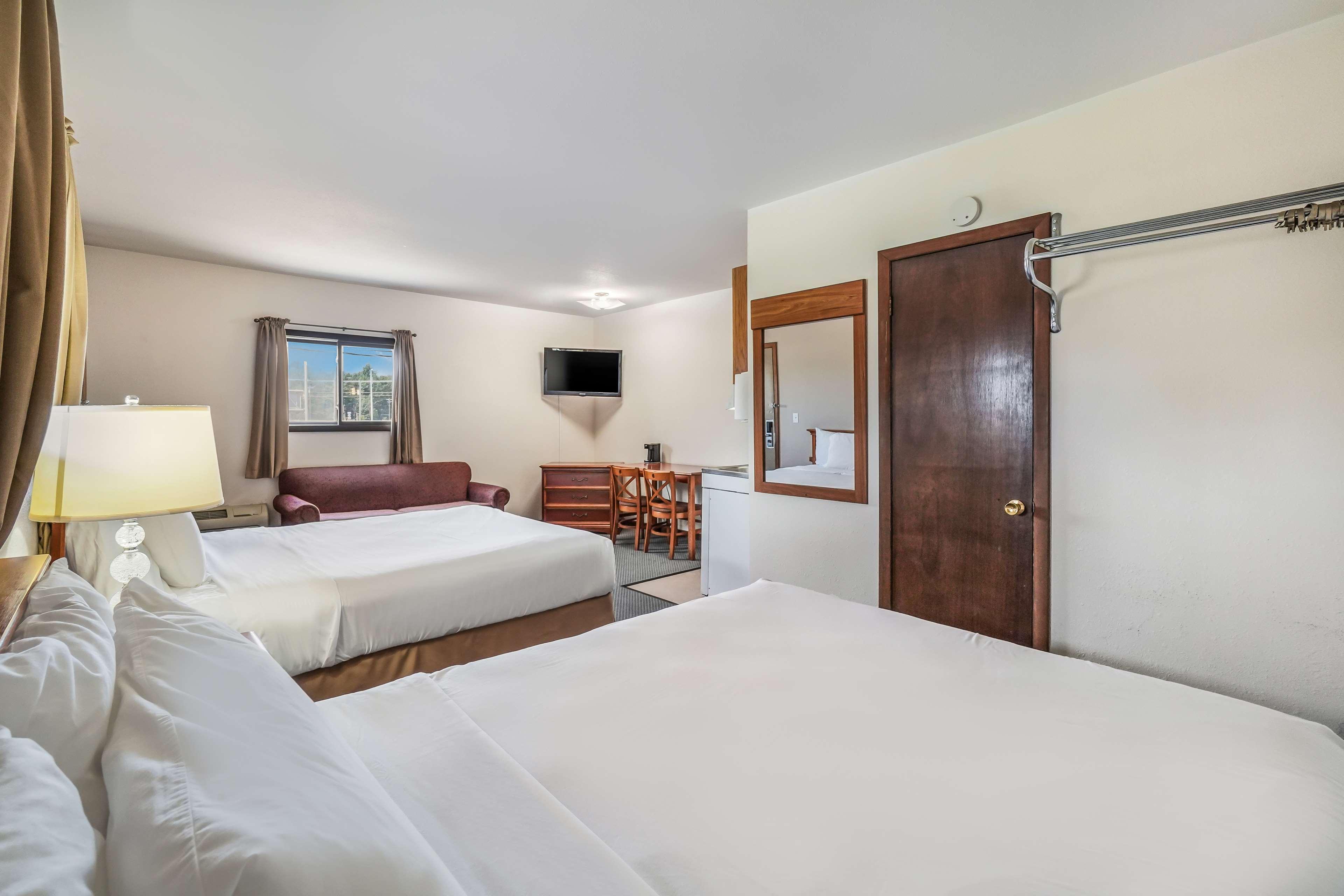 Ibis Tour Eiffel Cambronne 15ème Hotel 3*