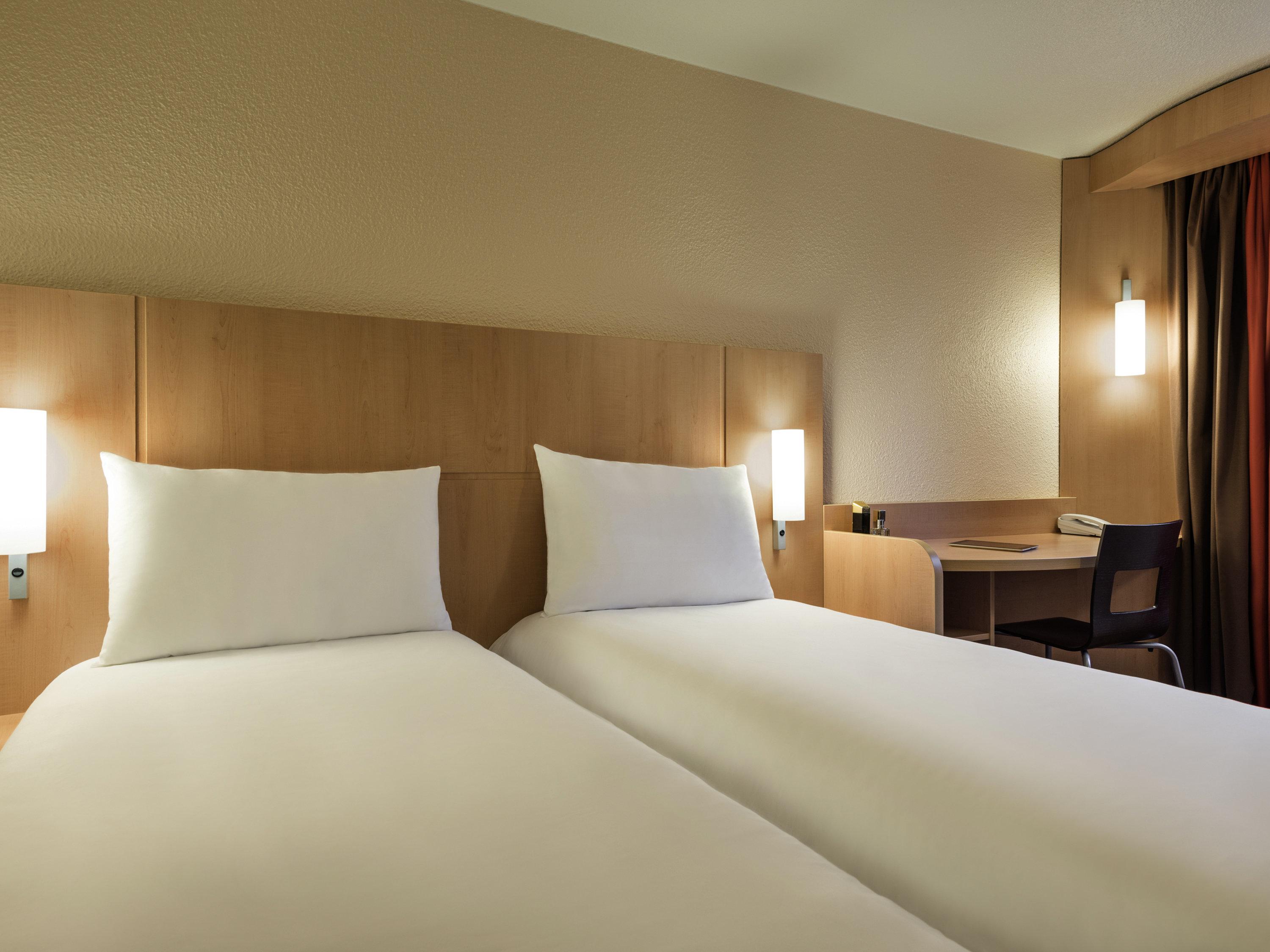 Hotel Ibis Tour Eiffel Cambronne 15ème Parigi