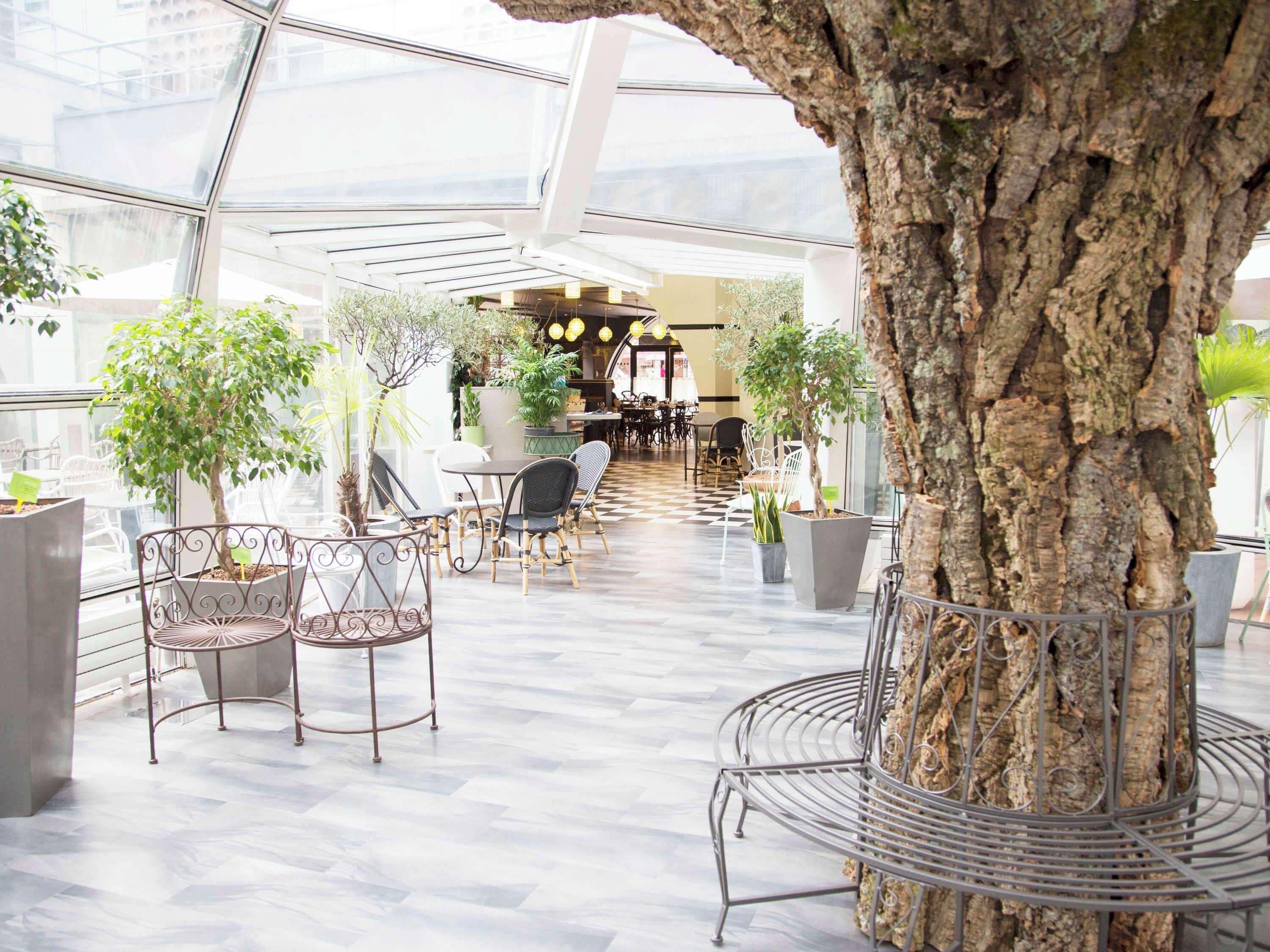 Ibis Tour Eiffel Cambronne 15ème Hotel 3*