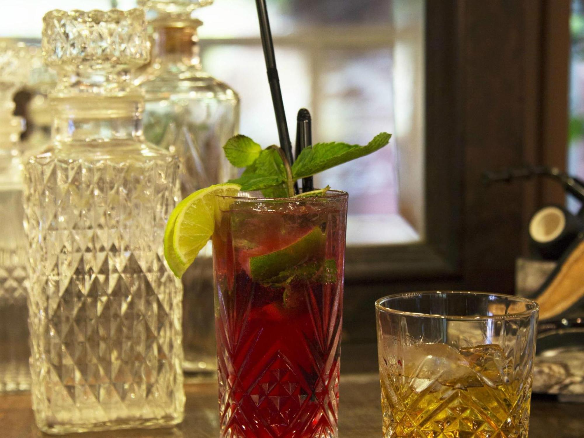 Ibis Tour Eiffel Cambronne 15ème Hotel 3*