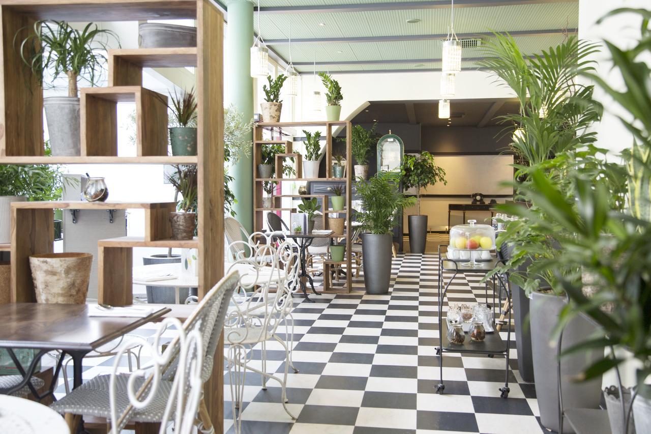 Ibis Tour Eiffel Cambronne 15ème Parigi