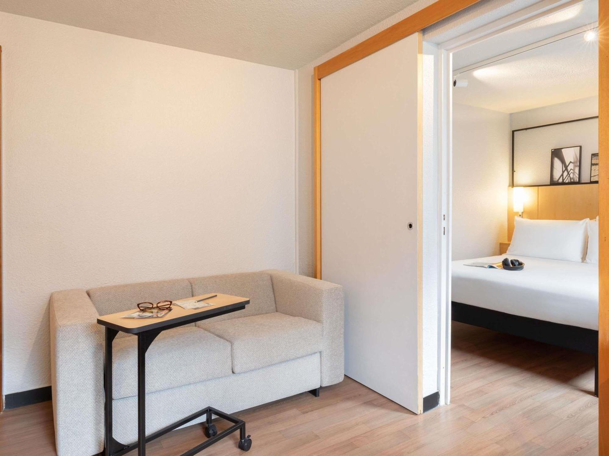 Ibis Tour Eiffel Cambronne 15eme