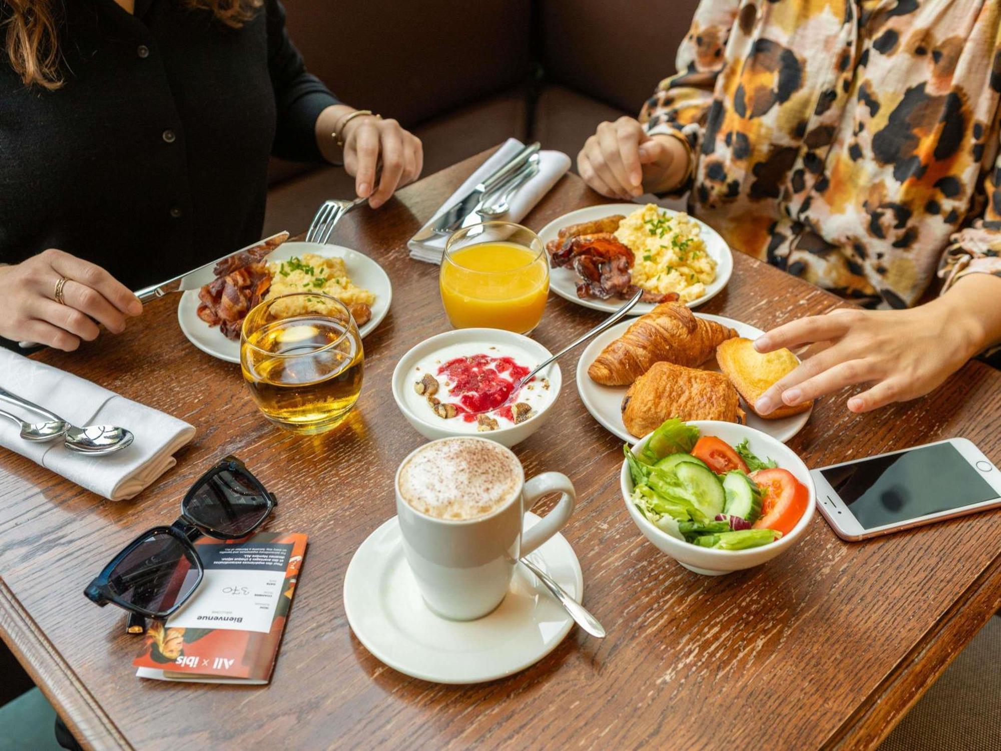 Ibis Tour Eiffel Cambronne 15eme